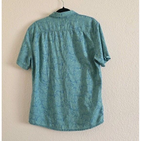 Baja Llama Shirt Men's Size M To Many Lines Turquoise Zebra 7-Seas Button Up - Picture 5 of 9